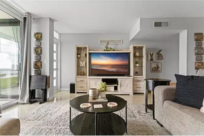 111  Lake Emerald Drive, Unit #106, Oakland Park, FL 33309 - Photo 11