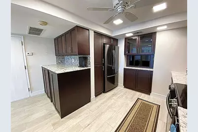 2400  Presidential Way, Unit #1104, West Palm Beach, FL 33401 - Photo 5