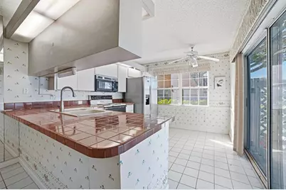 1956  Hartford Ct, Unit #25D, West Palm Beach, FL 33409 - Photo 21