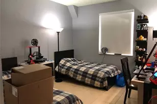 7060 NW 177th St, Hialeah, FL 33015 - Photo 9