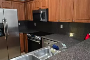 7060 NW 177th St, Hialeah, FL 33015 - Photo 21