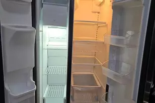 7060 NW 177th St, Hialeah, FL 33015 - Photo 23