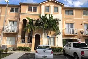 7060 NW 177th St, Hialeah, FL 33015 - Photo 1