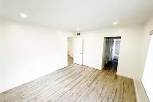 2710 Riverside Dr, Coral Springs, FL 33065 - Photo 19