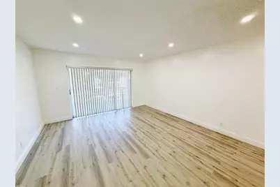 2710  Riverside Dr, Unit #201, Coral Springs, FL 33065 - Photo 7