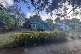 924 NW 14th Ct, Fort Lauderdale, FL 33311 - Photo 9