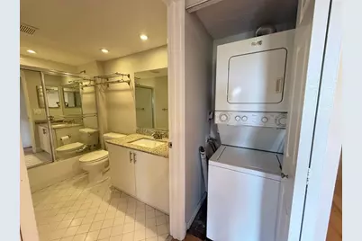 550 SW 137th Ave, Unit #312 L, Pembroke Pines, FL 33027 - Photo 7