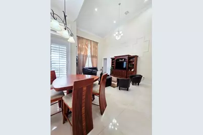 7107  Pinecreek Ln, Coconut Creek, FL 33073 - Photo 19