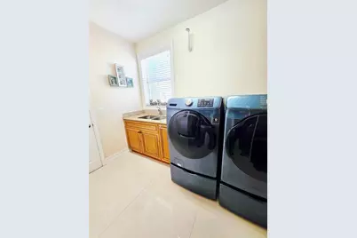 7107  Pinecreek Ln, Coconut Creek, FL 33073 - Photo 31