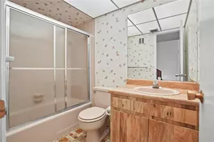 1111 Windward Dr, Pembroke Pines, FL 33026 - Photo 29