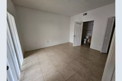 2550 SW 18th Ter, Unit #2301, Fort Lauderdale, FL 33315 - Photo 5