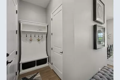 10370  Northbrook Cir, Palm Beach Gardens, FL 33412 - Photo 5