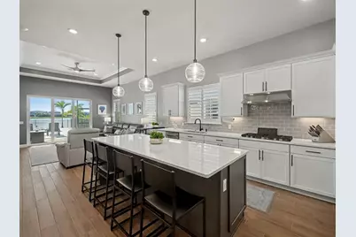 10370  Northbrook Cir, Palm Beach Gardens, FL 33412 - Photo 9