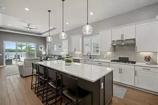 10370 Northbrook Cir, Palm Beach Gardens, FL 33412 - Photo 9