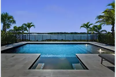 10370  Northbrook Cir, Palm Beach Gardens, FL 33412 - Photo 45