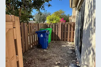 10725 NW 30th Pl, Sunrise, FL 33322 - Photo 21