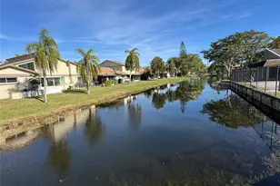 10725 NW 30th Pl, Sunrise, FL 33322 - Photo 3