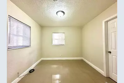 525 NW 15th Ter, Fort Lauderdale, FL 33311 - Photo 45