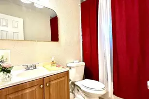 525 NW 15th Terrace, Fort Lauderdale, FL 33311 - Photo 9