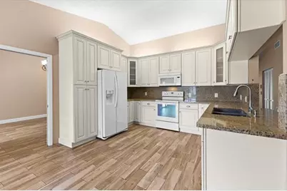 13812  Columbine Ave, Wellington, FL 33414 - Photo 9