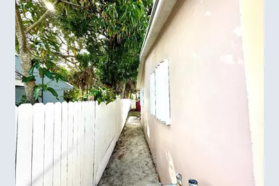 525 NW 15th Ter, Fort Lauderdale, FL 33311 - Photo 49