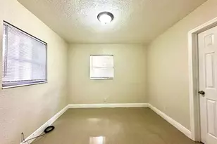 525 NW 15th Terrace, Fort Lauderdale, FL 33311 - Photo 45