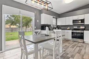 1226 SW Curry St, Port Saint Lucie, FL 34983 - Photo 9