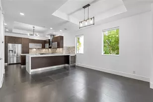 801 SE 12th Ct, Fort Lauderdale, FL 33316 - Photo 9