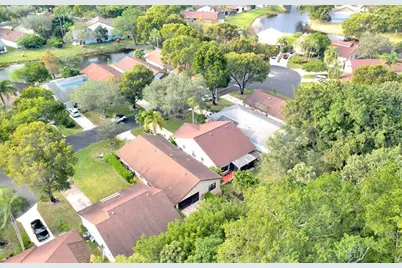 2460  Fiddleleaf Ave, Coconut Creek, FL 33063 - Photo 39