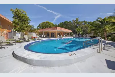 1930 NE 2nd Ave, Unit #L111, Wilton Manors, FL 33305 - Photo 37