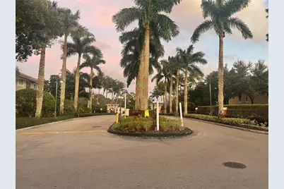 4179 N Haverhill Rd, Unit #602, West Palm Beach, FL 33417 - Photo 1