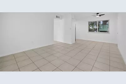 1821  Middle River Dr, Unit #8, Fort Lauderdale, FL 33305 - Photo 7