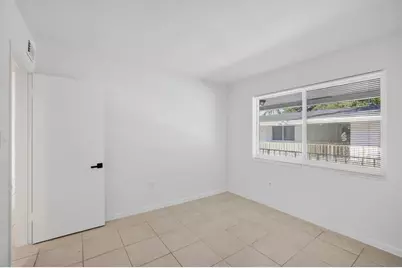 1821  Middle River Dr, Unit #11, Fort Lauderdale, FL 33305 - Photo 15