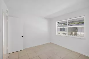 1821 Middle River Dr, Fort Lauderdale, FL 33305 - Photo 15