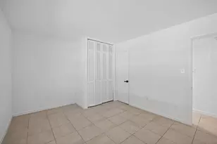 1821 Middle River Dr, Fort Lauderdale, FL 33305 - Photo 17