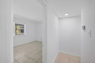 1821 Middle River Dr, Fort Lauderdale, FL 33305 - Photo 13