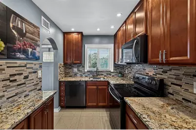 2951 E Sunrise Lakes Dr, Unit #312, Sunrise, FL 33322 - Photo 27