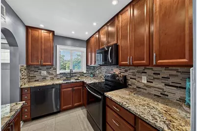 2951 E Sunrise Lakes Dr, Unit #312, Sunrise, FL 33322 - Photo 25