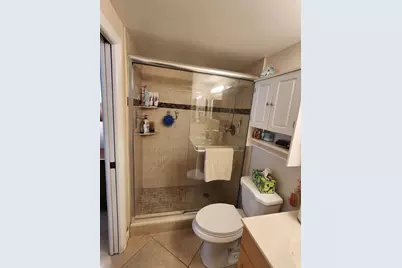 321 SE 3rd St, Unit #302, Dania Beach, FL 33004 - Photo 11