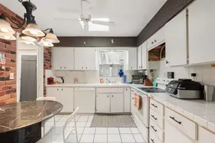 1610 NE 47th St, Oakland Park, FL 33334 - Photo 21