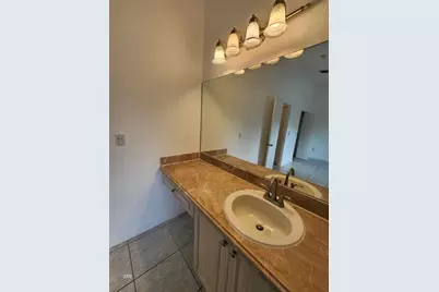 119 Hidden Court Road, Hollywood, FL 33023 - Photo 11