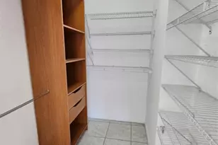 119 Hidden Ct Rd, Hollywood, FL 33023 - Photo 9