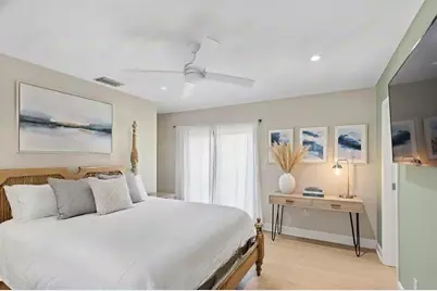 301 SE 8th Ct, Pompano Beach, FL 33060 - Photo 9