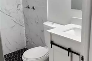 900 SW 11th St, Hallandale Beach, FL 33009 - Photo 9