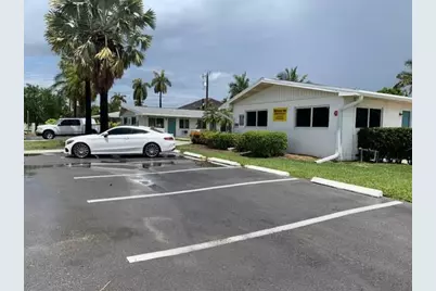 120 NE 10th Ave, Unit #1, Hallandale Beach, FL 33009 - Photo 5