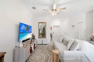 659 NW 204th St, Miami, FL 33169 - Photo 9