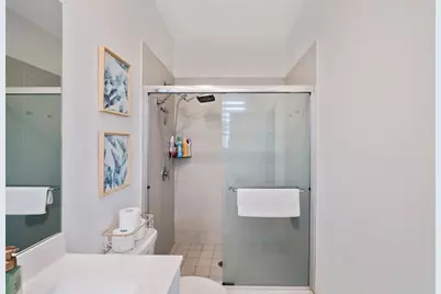 659 NW 204th St, Miami, FL 33169 - Photo 15