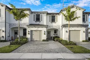 659 NW 204th St, Miami, FL 33169 - Photo 1