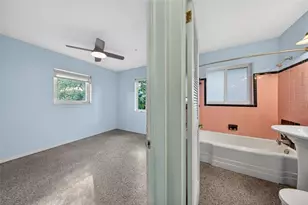 1802 Lauderdale Manor Dr, Fort Lauderdale, FL 33311 - Photo 19