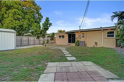 5225 NE 2nd Ter, Oakland Park, FL 33334 - Photo 11